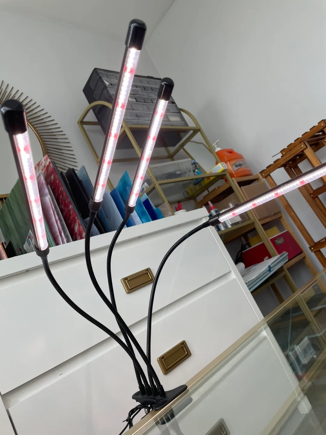 LED Grow Light with Clip thumbnail