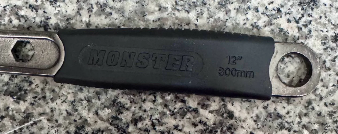 Monster 12 Inch Adjustable Wrench image indicator(2)