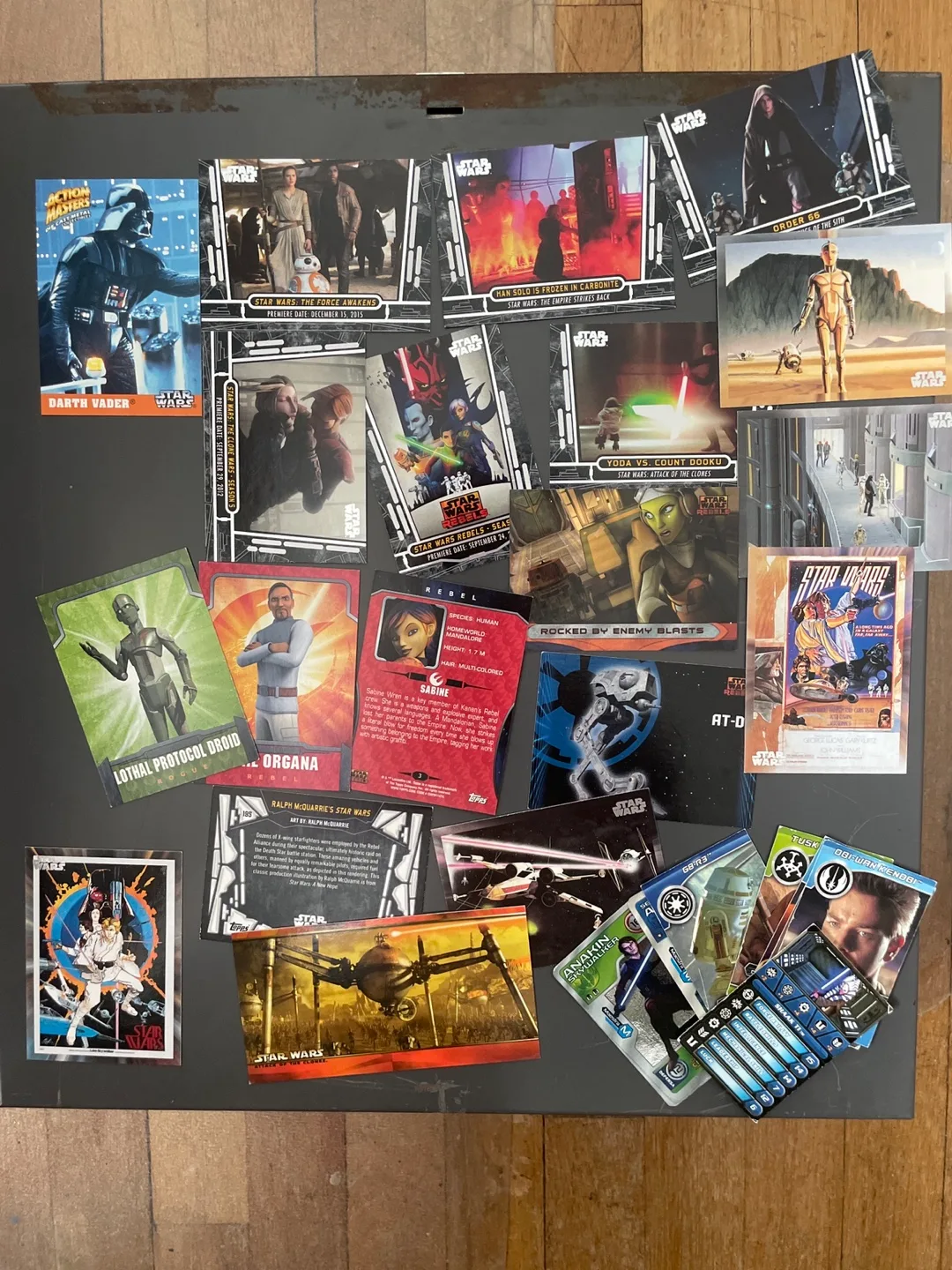Trading Cards Lot - Star Wars, Marvel, more image indicator(3)