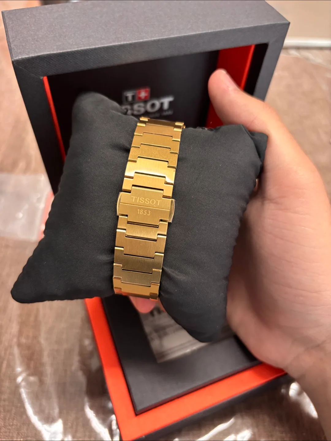 Tissot PRX Gold quartz image indicator(2)