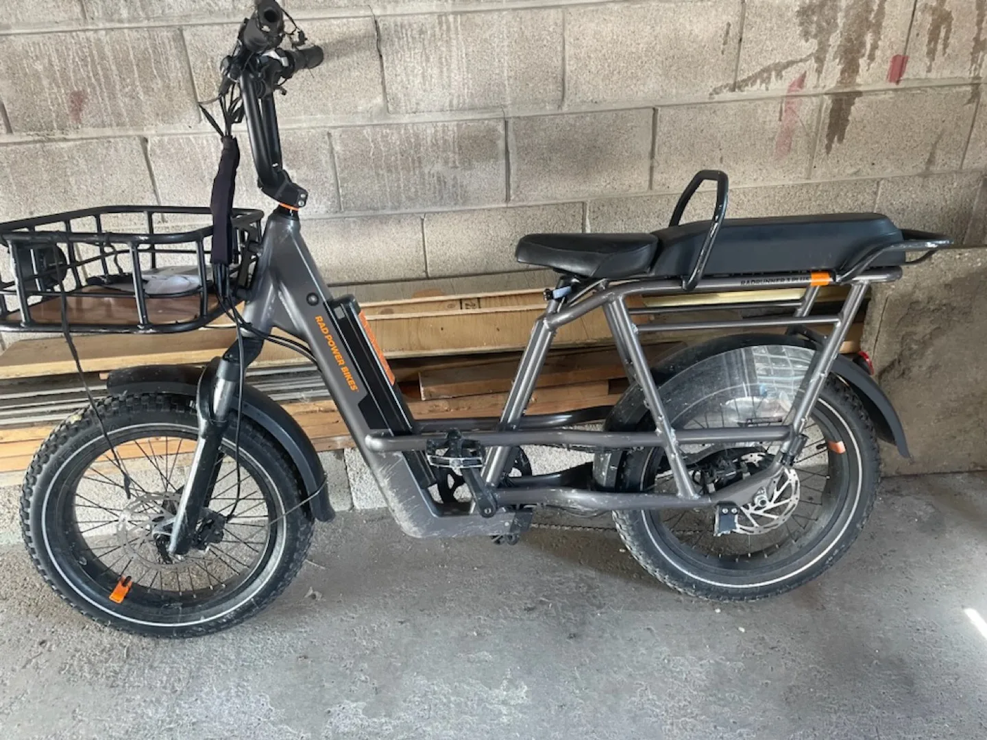 Rad Power Bikes RadRunner 3 Plus E-Bike thumbnail