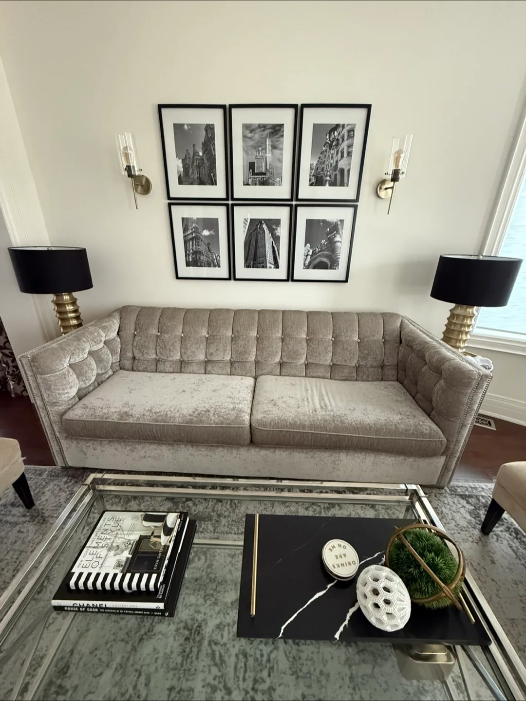 Zilli Living Room Couch thumbnail