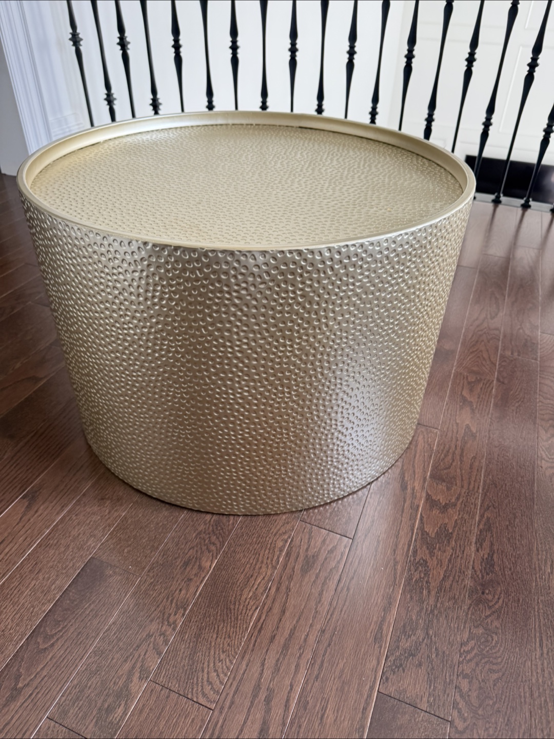 Gold iron hammered drum coffee table - photo 2
