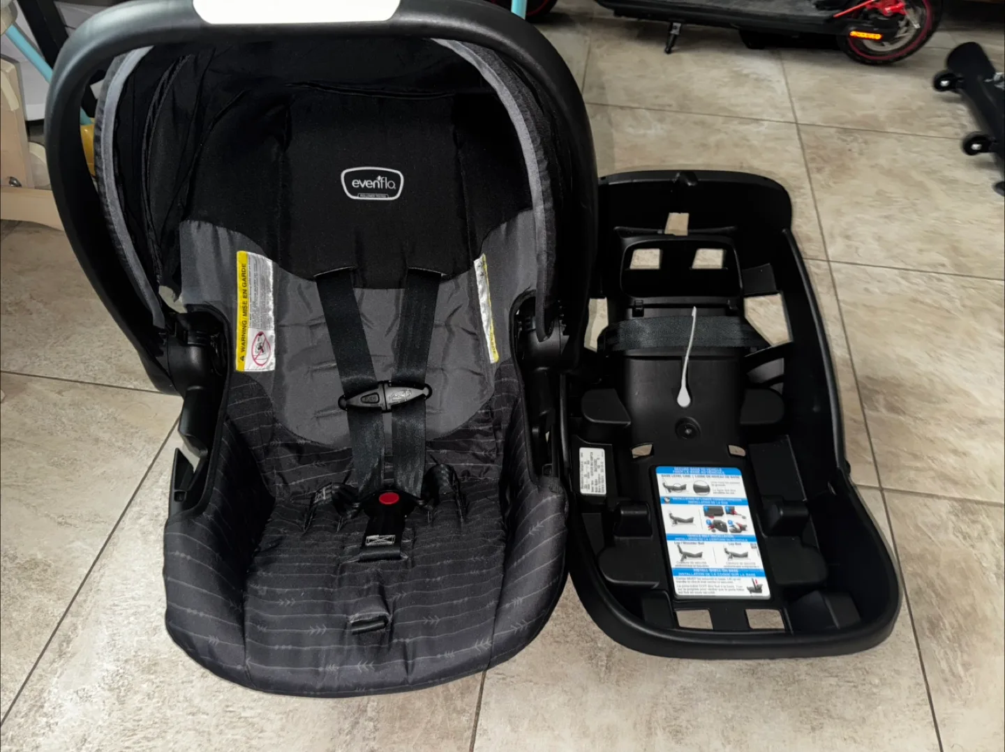 Evenflo Nurture Max Kampton Infant Car Seat thumbnail