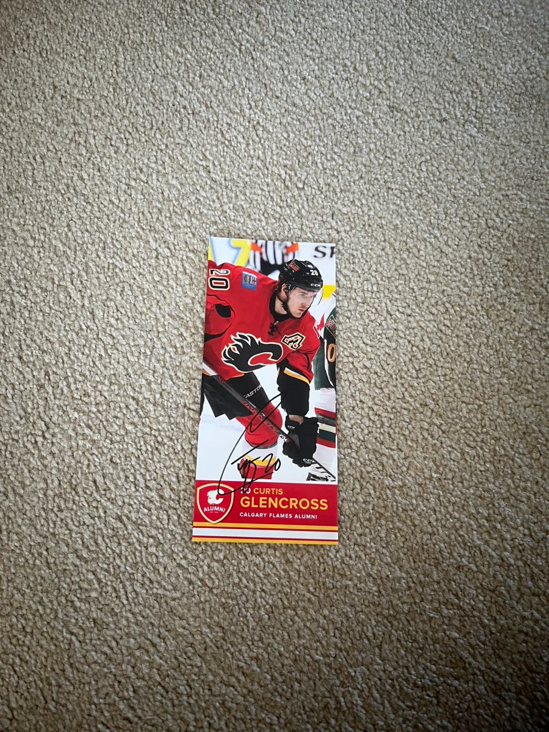 Curtis Glencross Signed Calgary Flames Alumni Card thumbnail