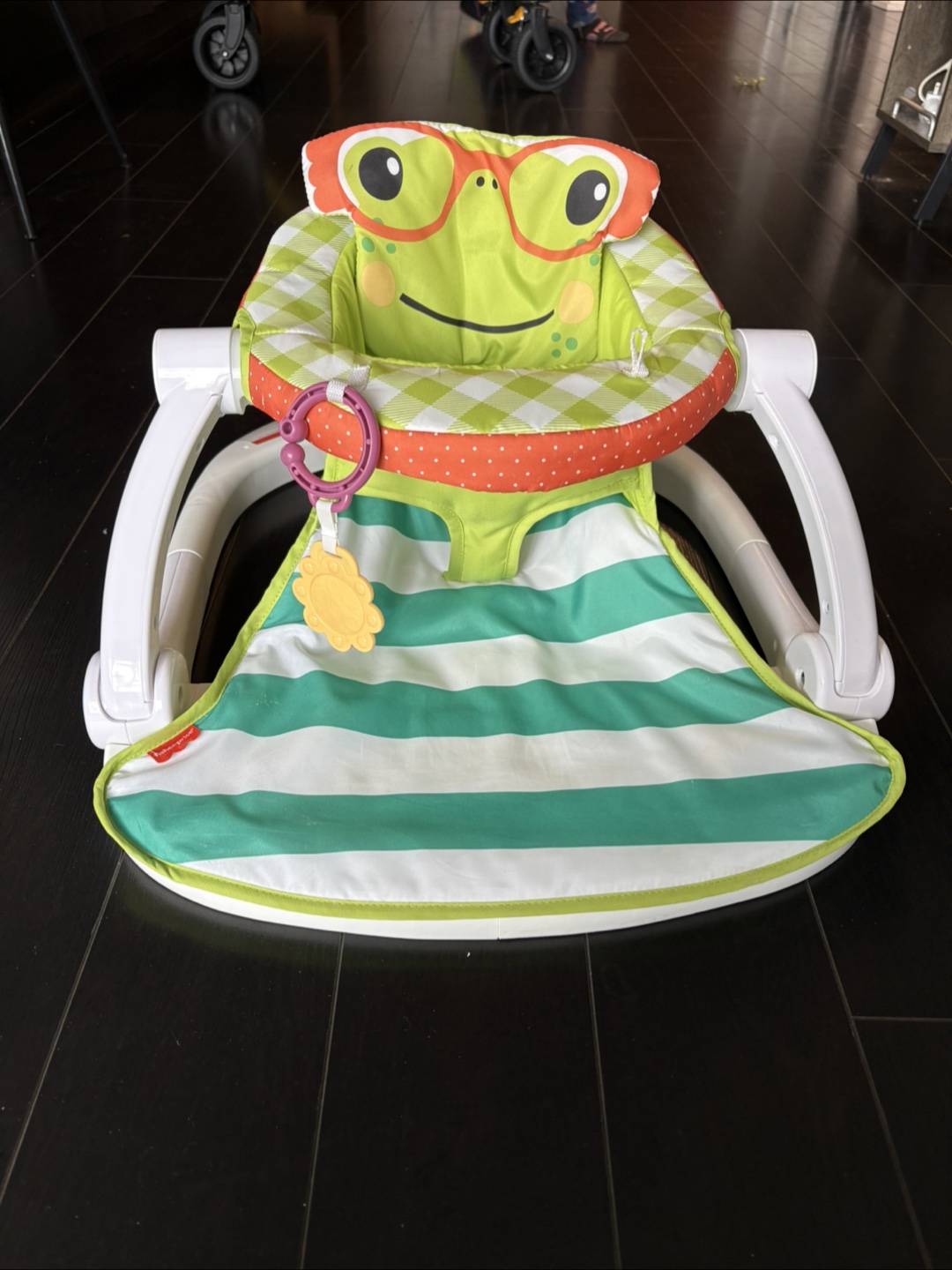 Fisher-Price Frog Sit-Me-Up Floor Seat