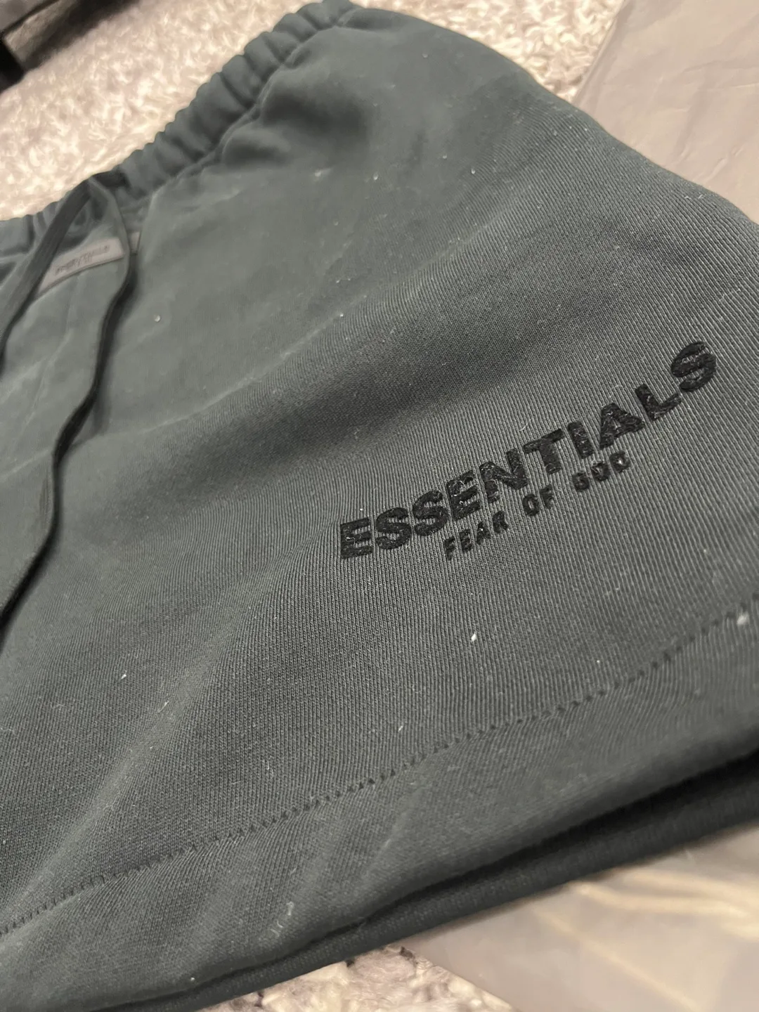 Essential shorts image indicator(3)