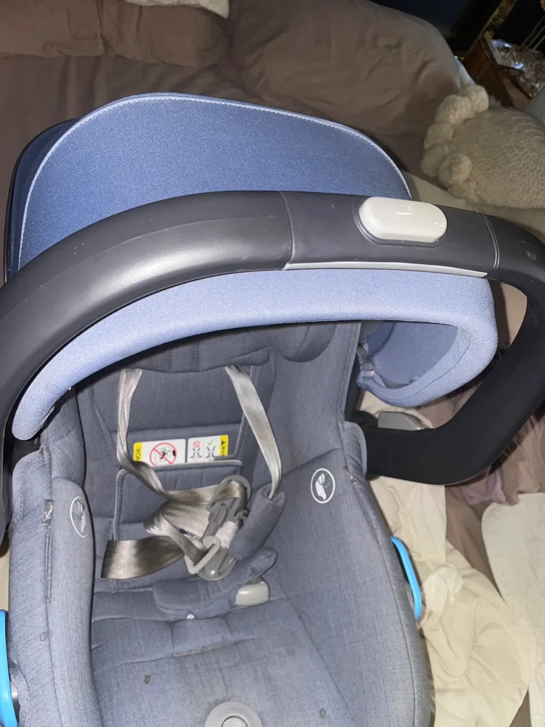 Uppababy stroller Cruz  with car seat image indicator(9)
