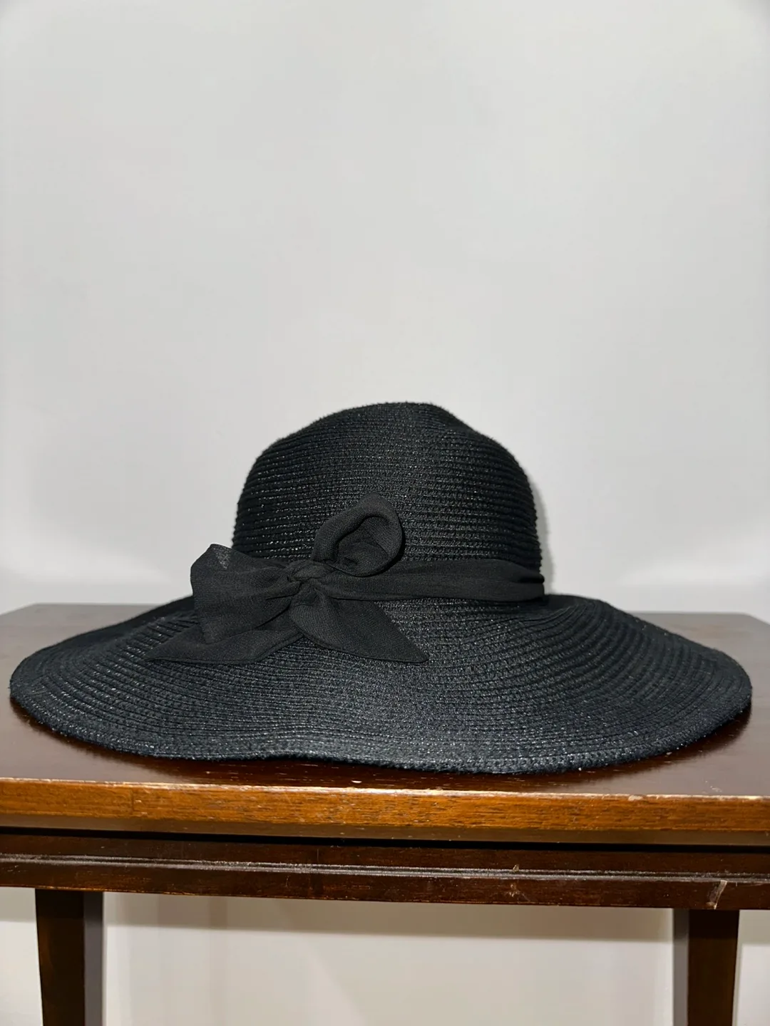 Stylish Black Straw Sun Hat with Bow 🧡 thumbnail