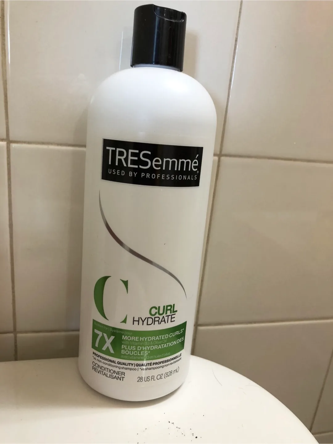 TRESemmé Curl Hydrate Conditioner thumbnail