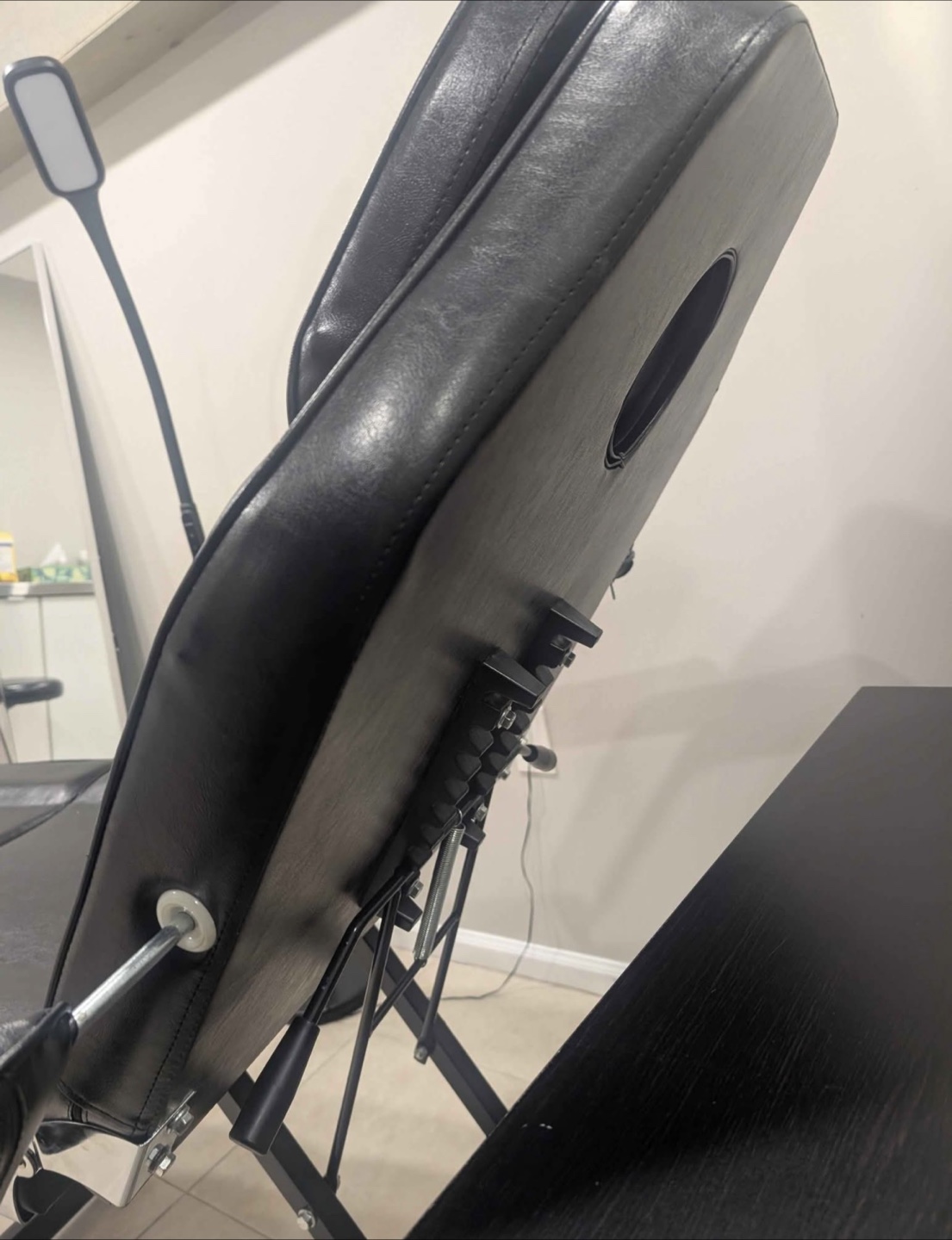 Black Adjustable Massage Table - photo 3