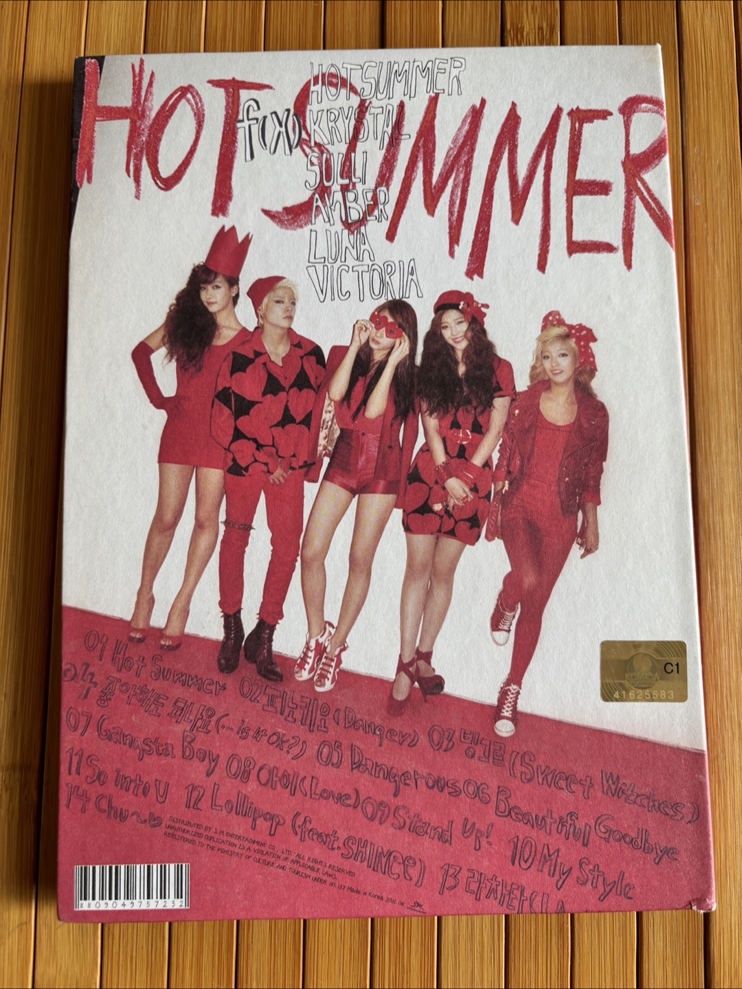 f(x) Hot Summer K-Pop Album CD and photobook (preowned) - photo 5