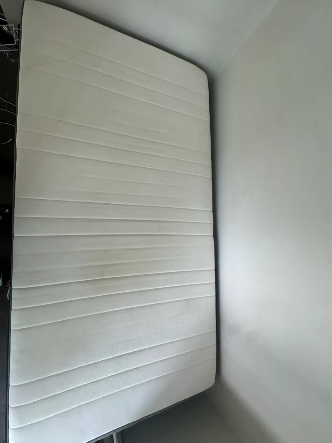 Used Mattress thumbnail