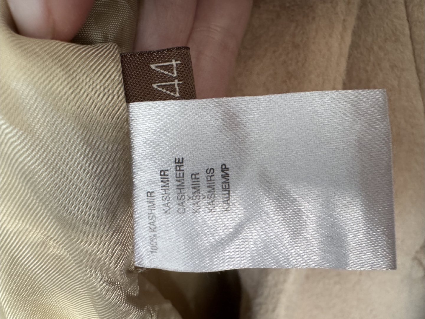 Hugo Boss Cashmere Coat - Size S/M - photo 3