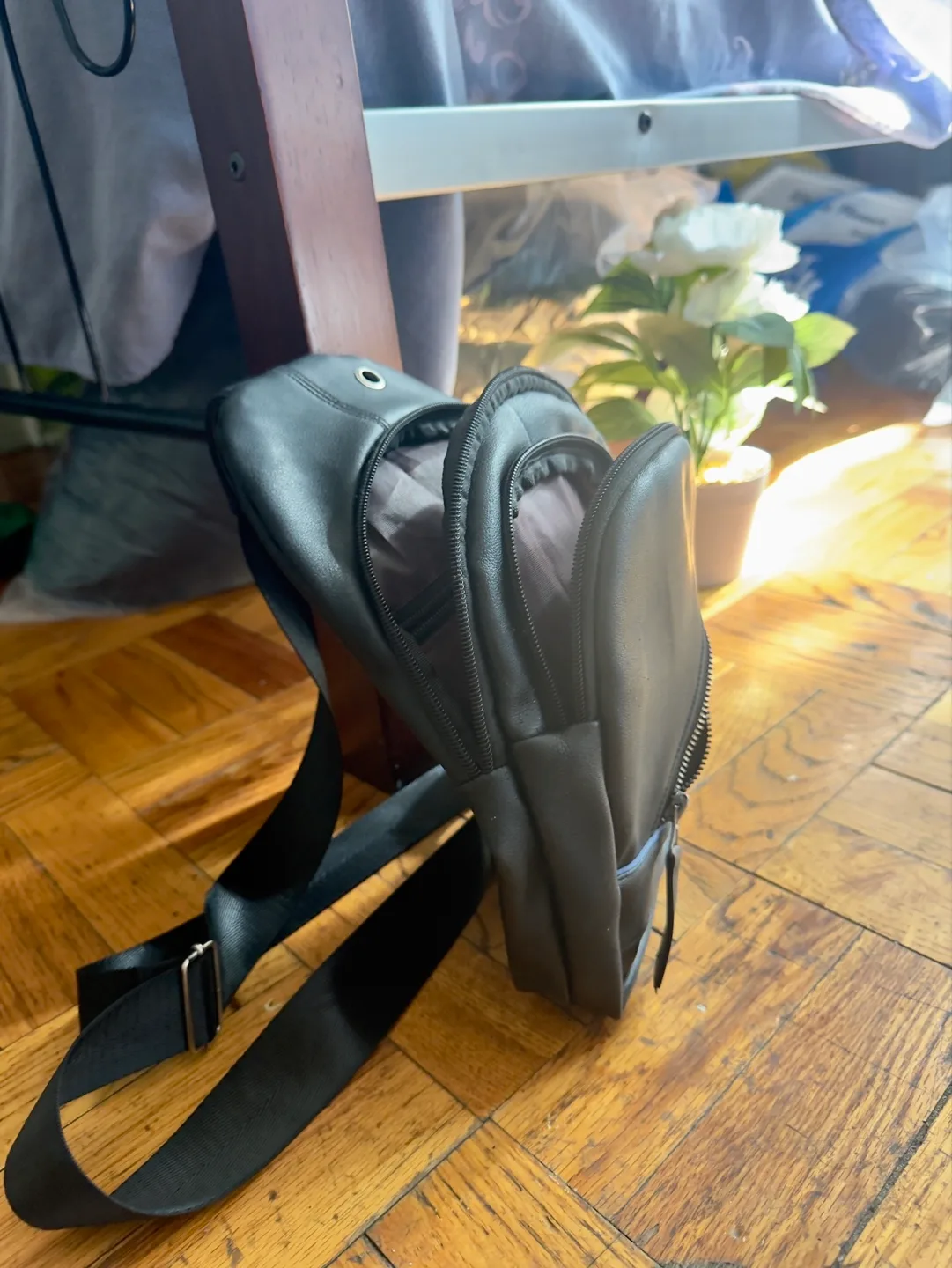 Supreme Shoulder Bag image indicator(2)