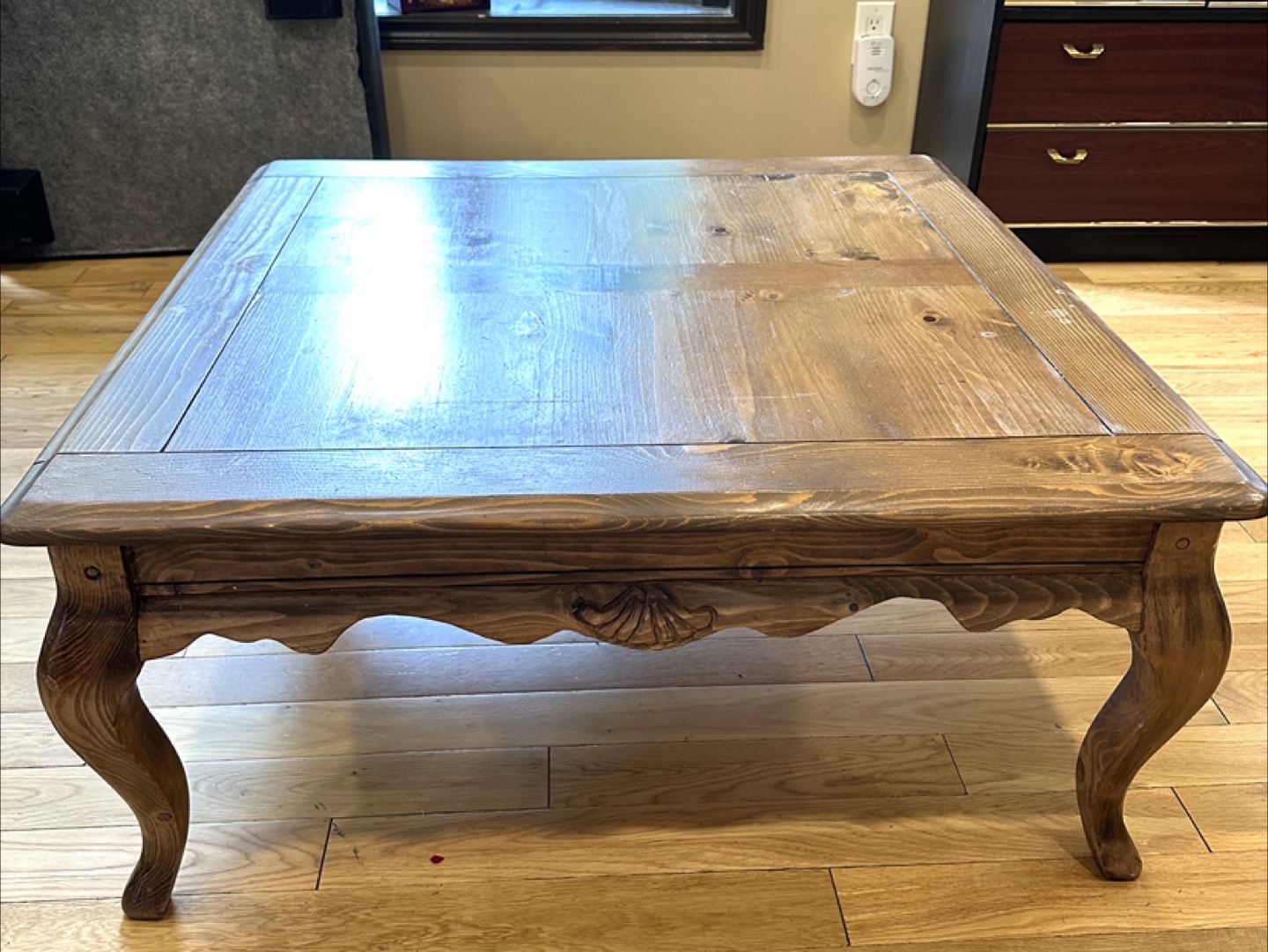 Vintage Solid Wood Square Coffee Table (CAN DELIVER) - photo 3