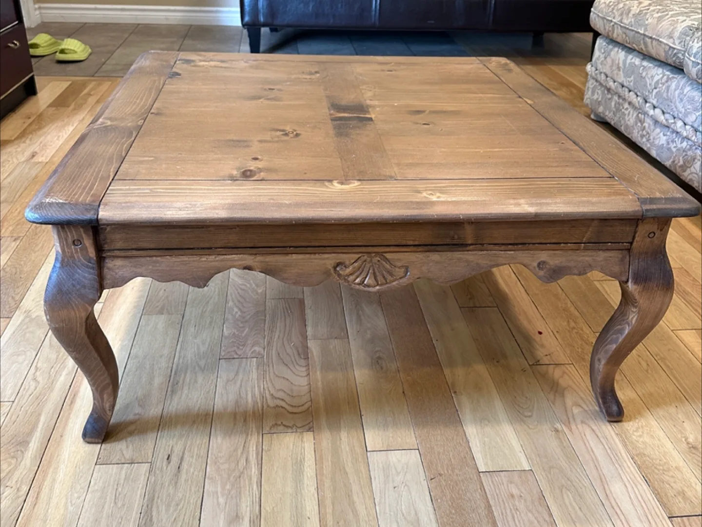 Vintage Solid Wood Square Coffee Table (CAN DELIVER)