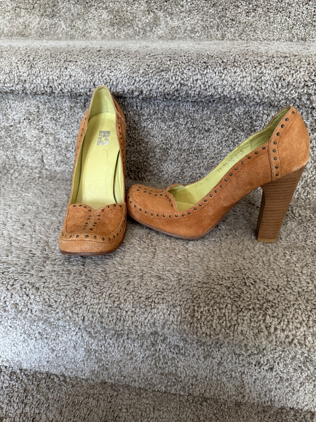 Vintage Italian Brown Suede Heels - Size 35