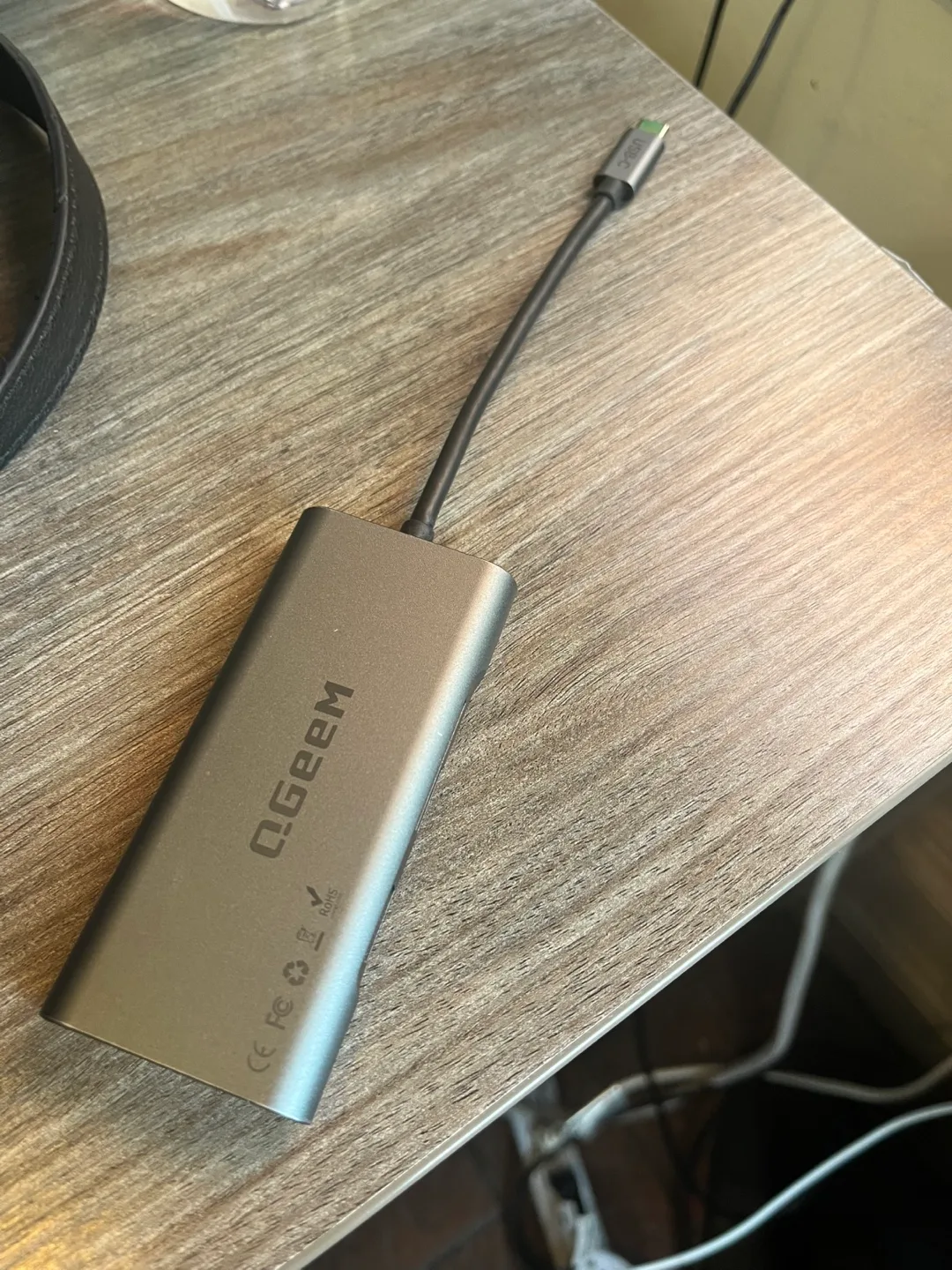 QGeeM USB-C Hub image indicator(2)