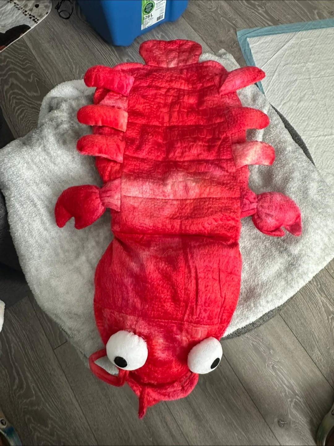 Red Lobster Pet Costume - Size M thumbnail
