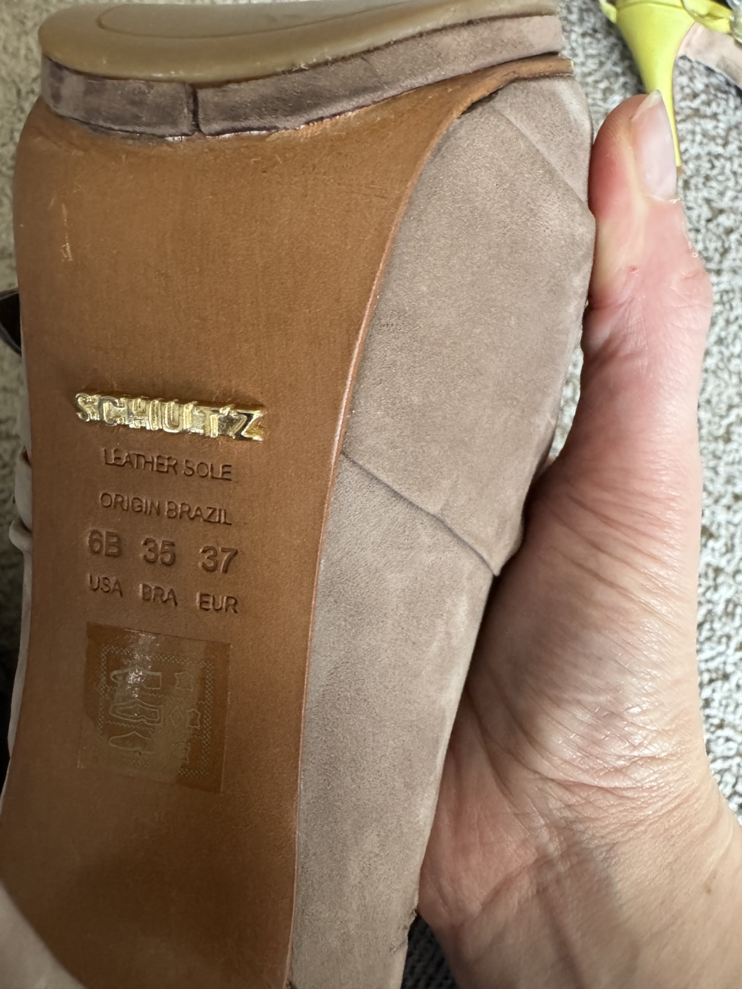 New Schutz Suede Heels, Size 6B - photo 4