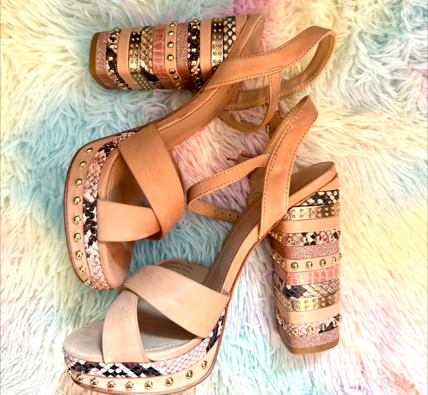 ALDO Platform Heels - Size 7 image indicator(4)