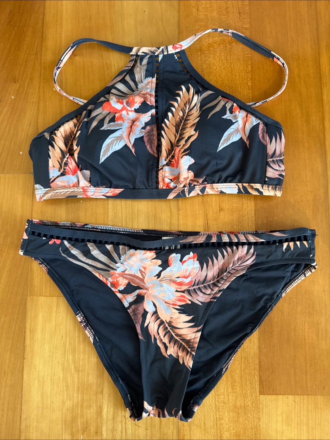 Baku Swimwear Floral Bikini Set - Size 6/XS thumbnail