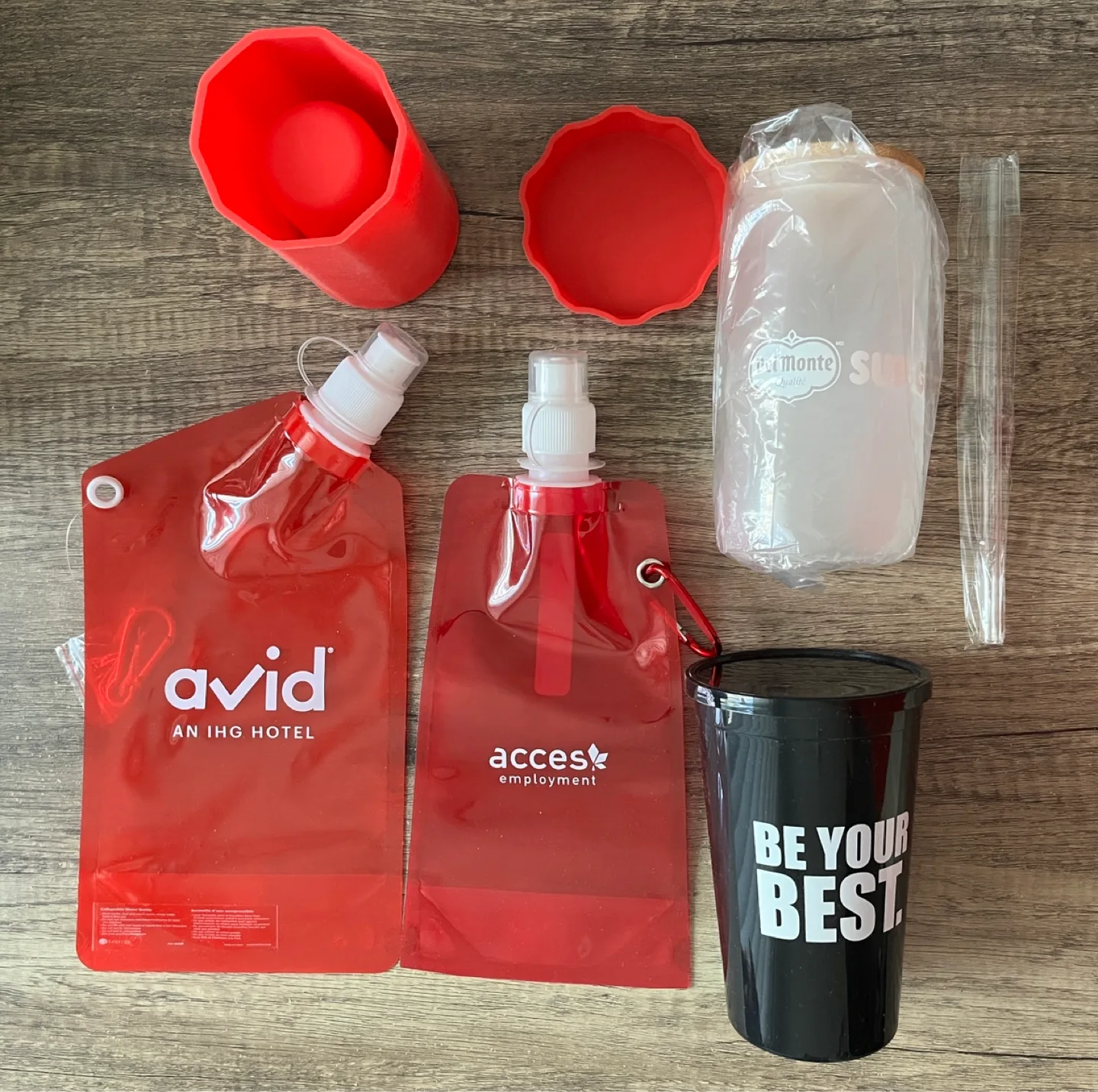 Assorted Bottles, Cups, Ice Cube Makers (NEW)🧡 thumbnail