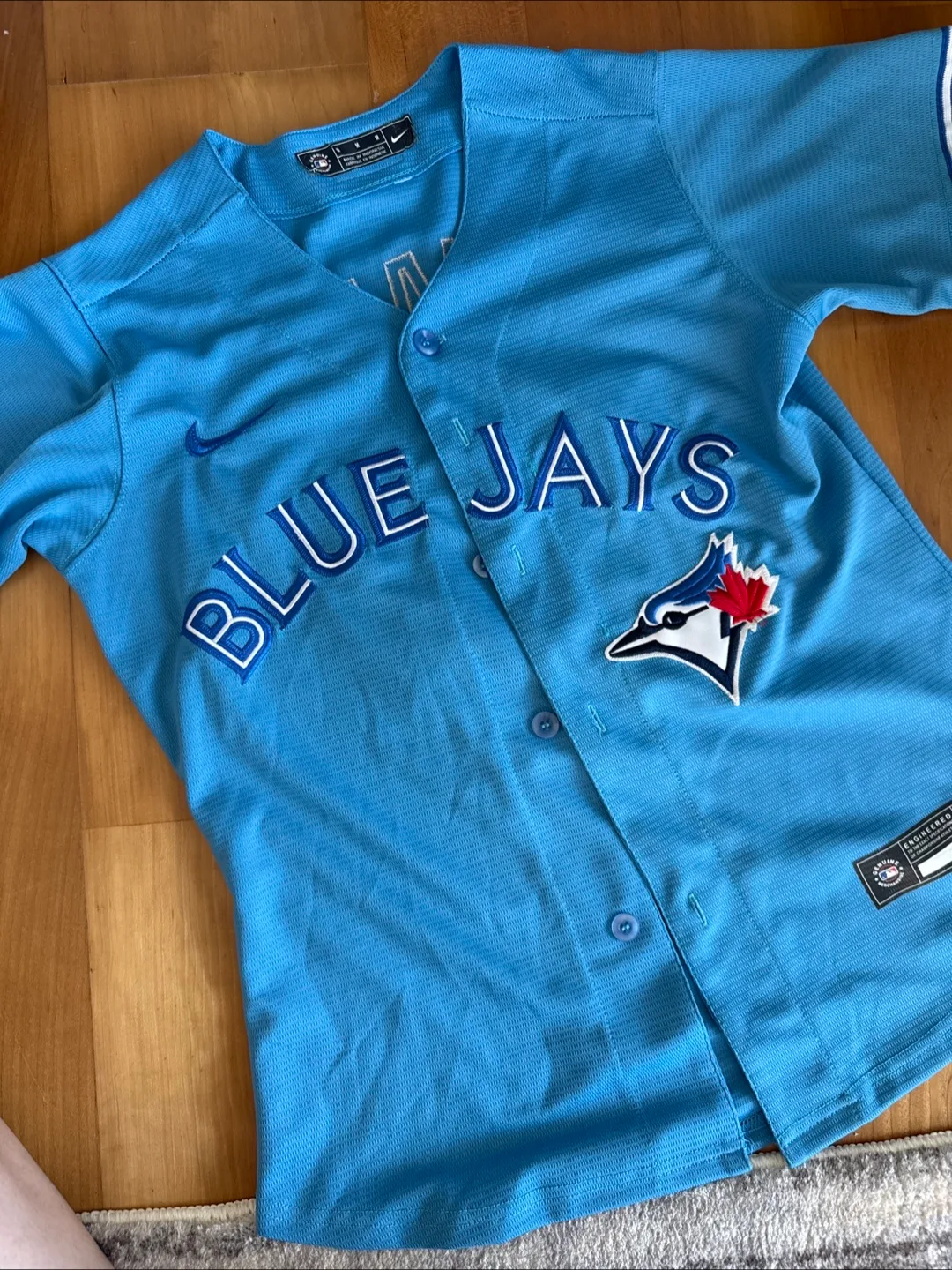 Replica Blue Jays Hernandez #37 Jersey - Women’s Size M thumbnail