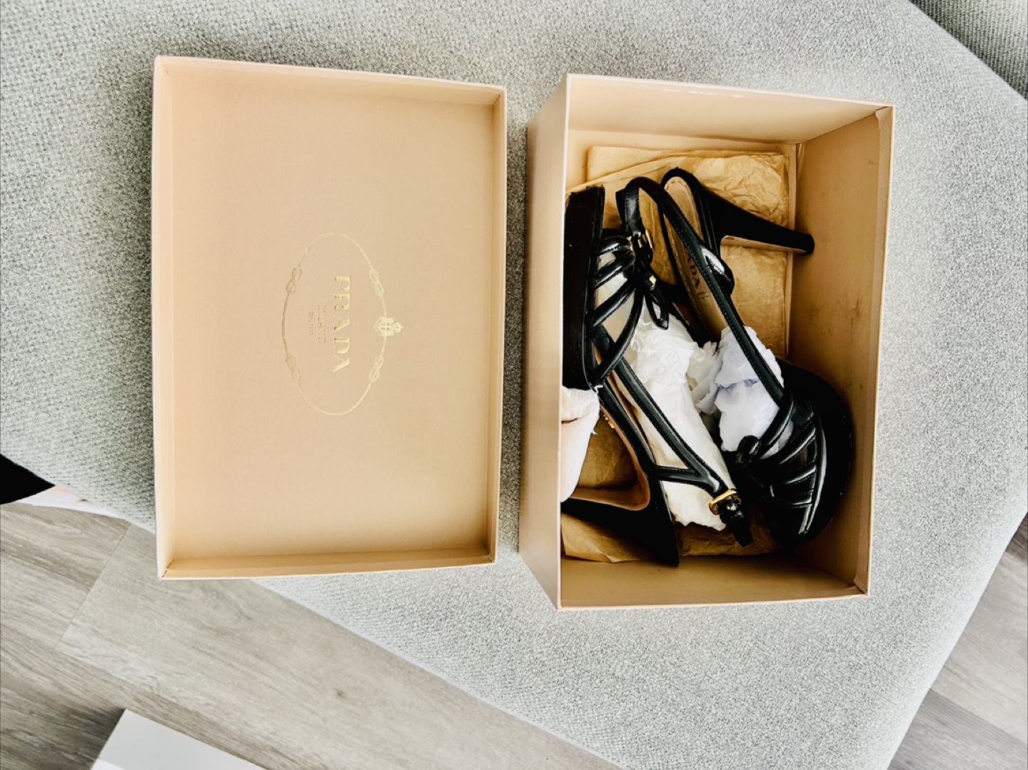 Prada Black Heels with Bow Detail - photo 5