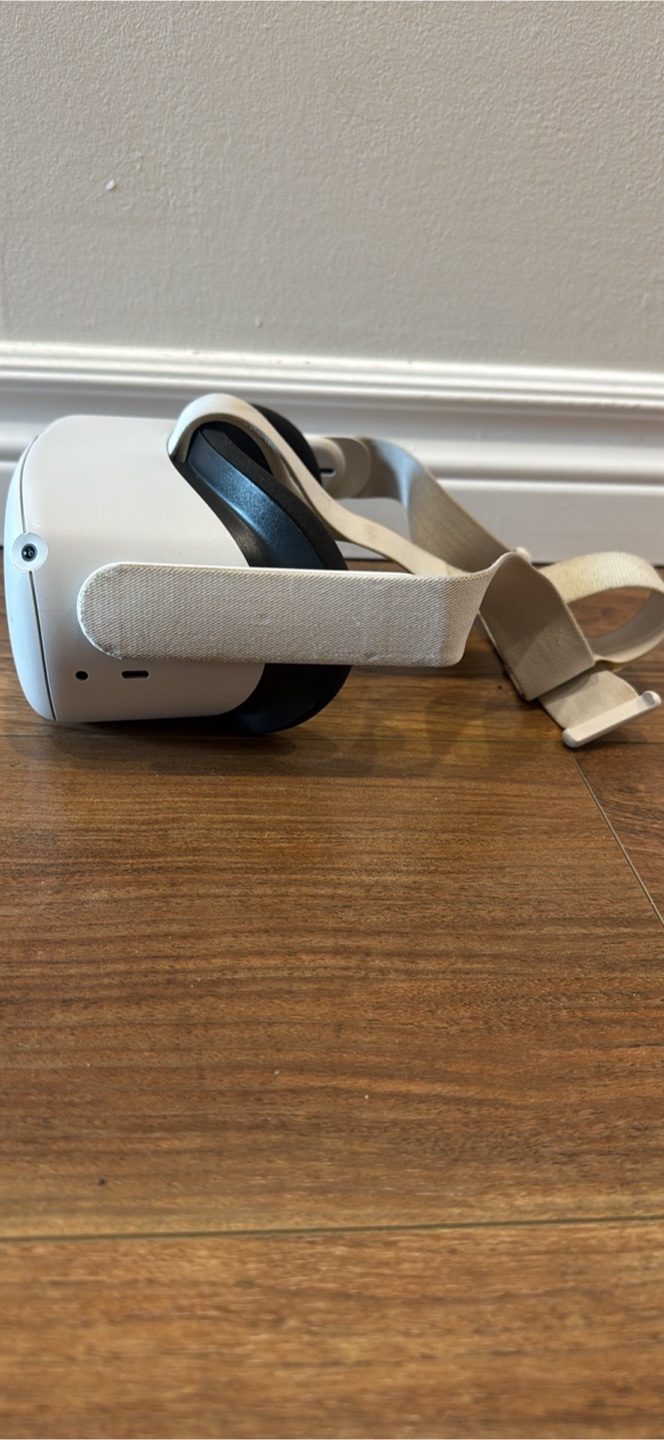 Oculus quest 2 with case 128 gc - photo 2