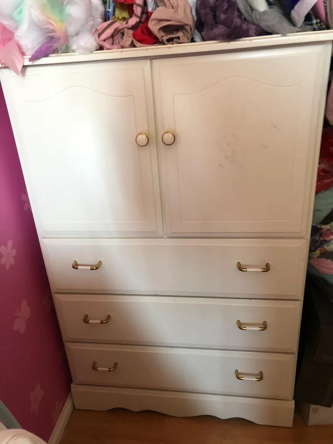 White wood Wardrobe with 3 Drawers