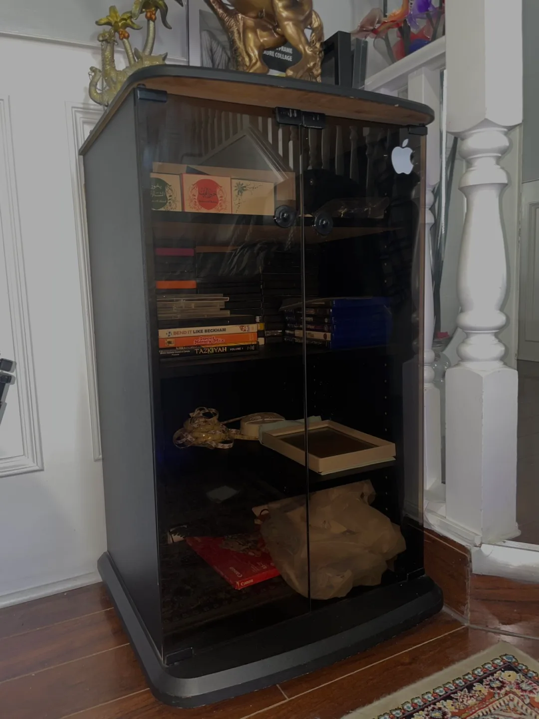 Glass Cabinet for Sale *MUST GO MOVING OUT* thumbnail