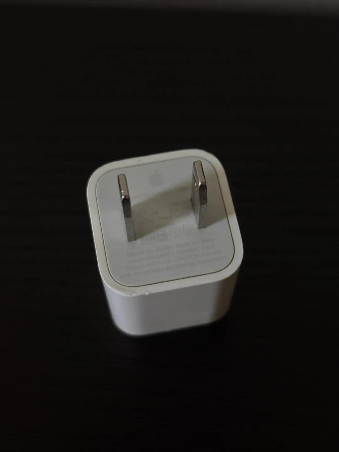 Apple A1385 USB Wall Charger thumbnail