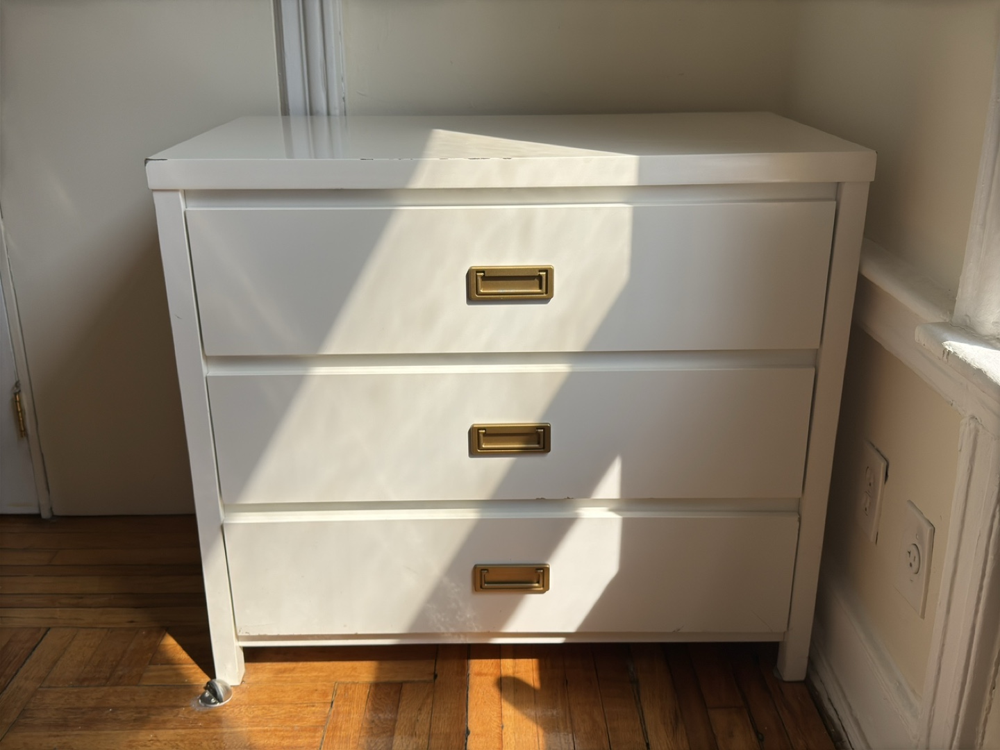 White 3-Drawer Dresser - photo 3