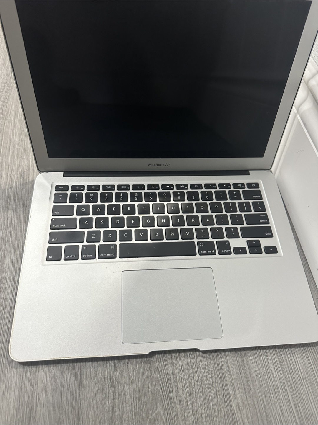 MacBook Air (13-inch, Early 2015)