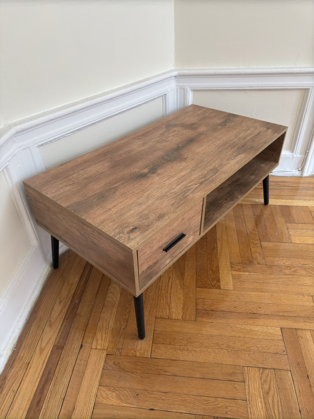 Wood Finish TV Stand / Media Console - photo 5