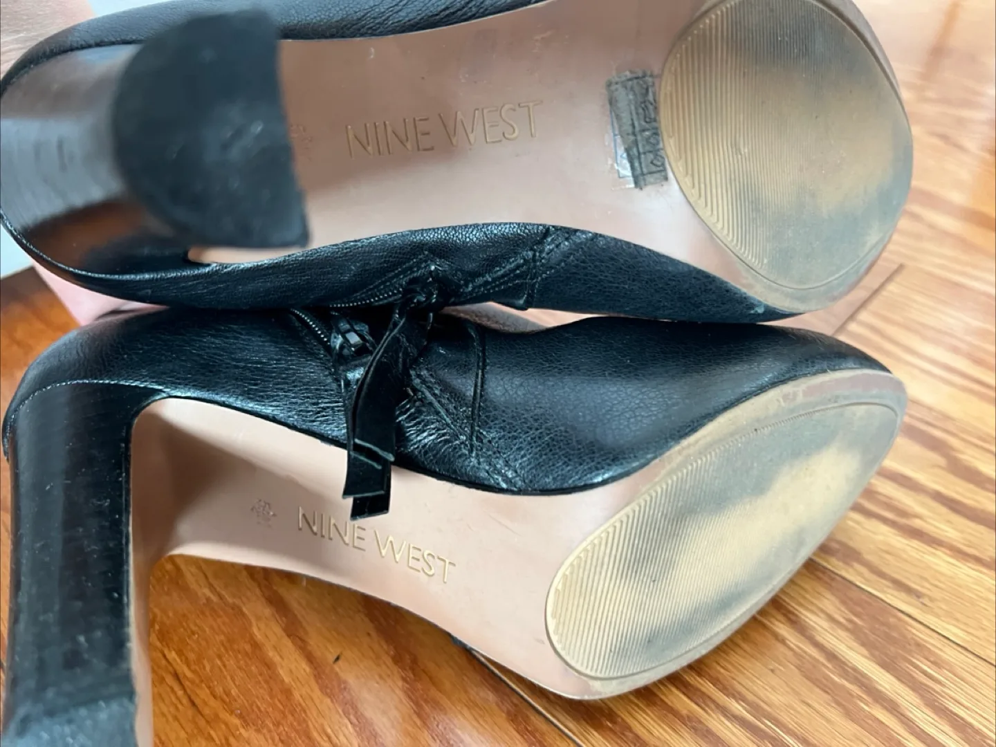 Nine West Black Leather Ankle Boots - 5.5 image indicator(3)