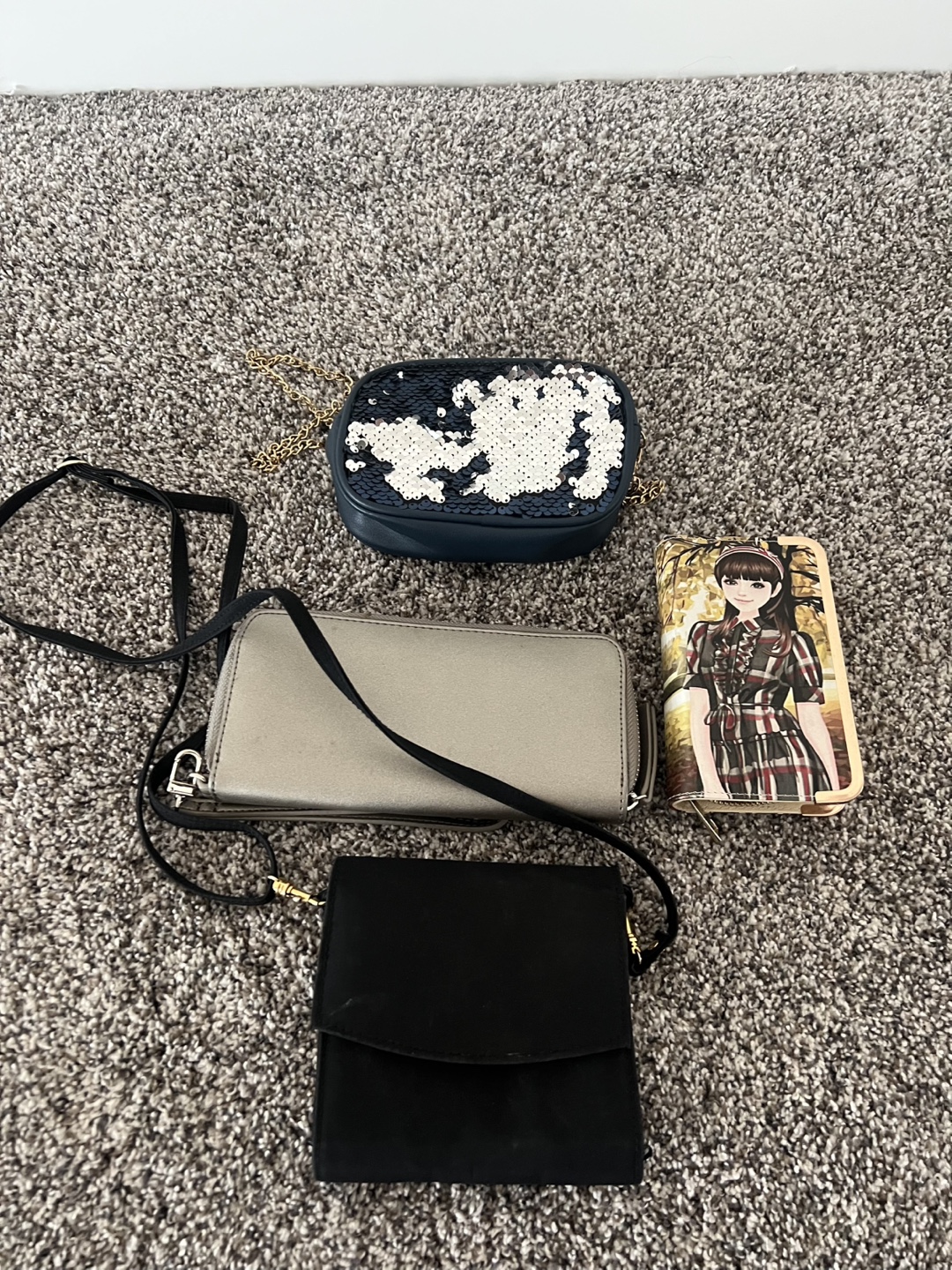 Ladies wallets and bags