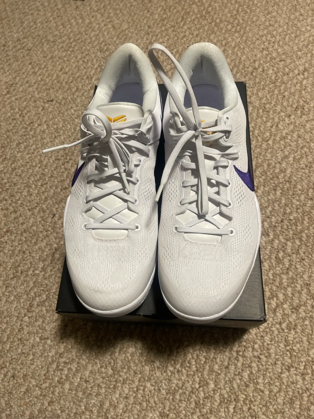 Nike Kobe VIII 8 Protro White/Court Purple Size 11.5 image indicator(3)