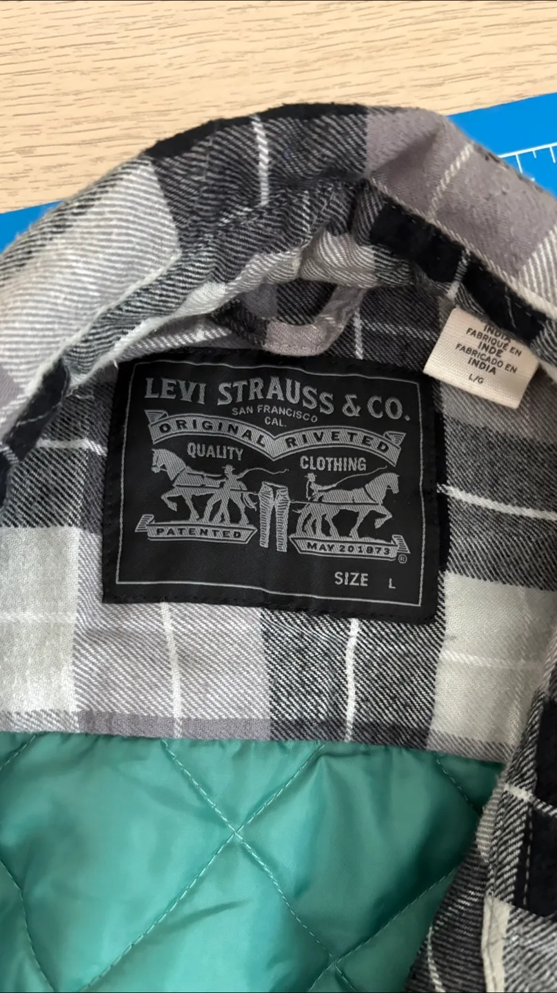 Levi's Lined Flannel Shirt Jacket - Size L image indicator(3)