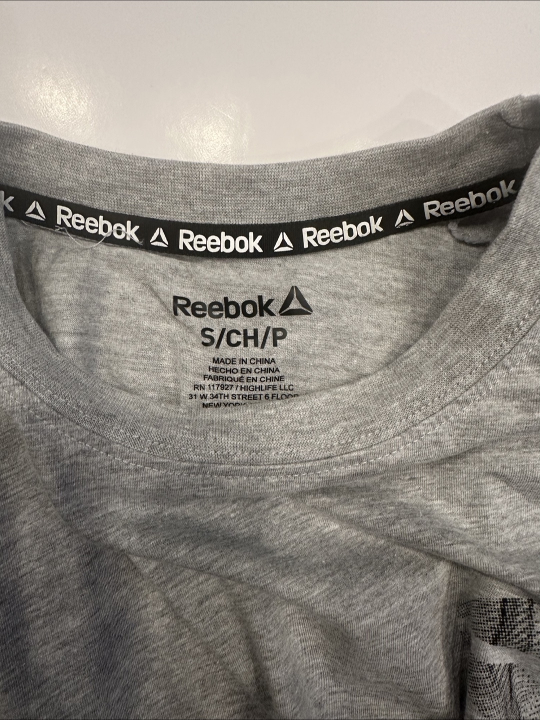 Reebok Men's Sleeveless Training Shirt - Size S - photo 3