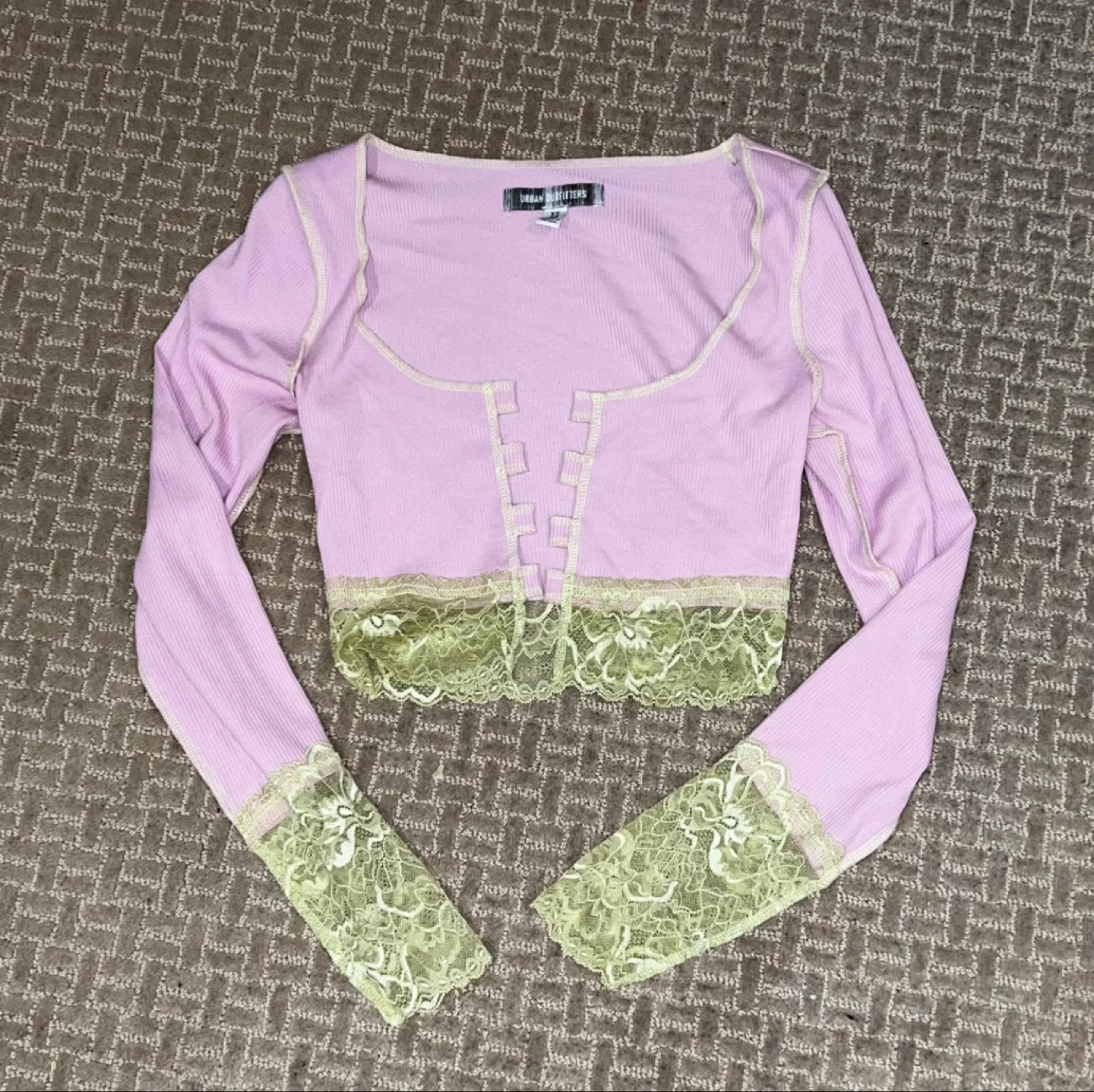 Urban Outfitters Cardigan thumbnail