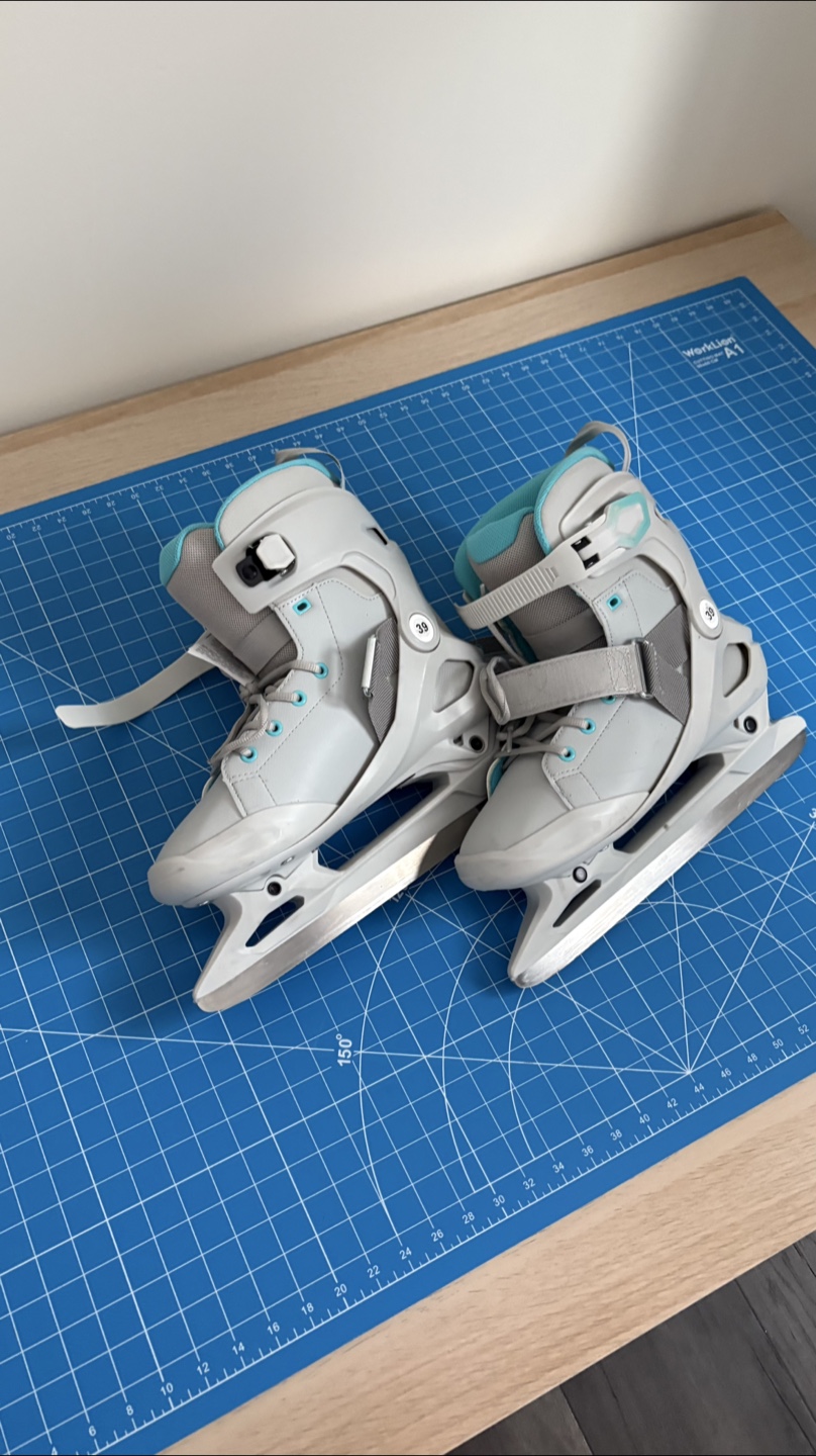 Oxelo Ice Skates - Size 39
