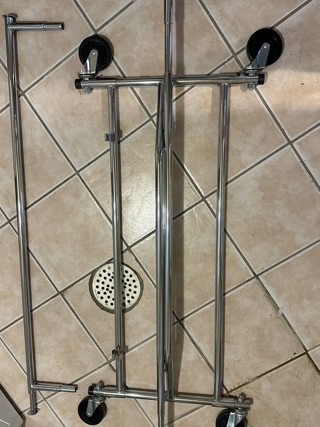 Single Rod Collapsible Clothing Rack - photo 4