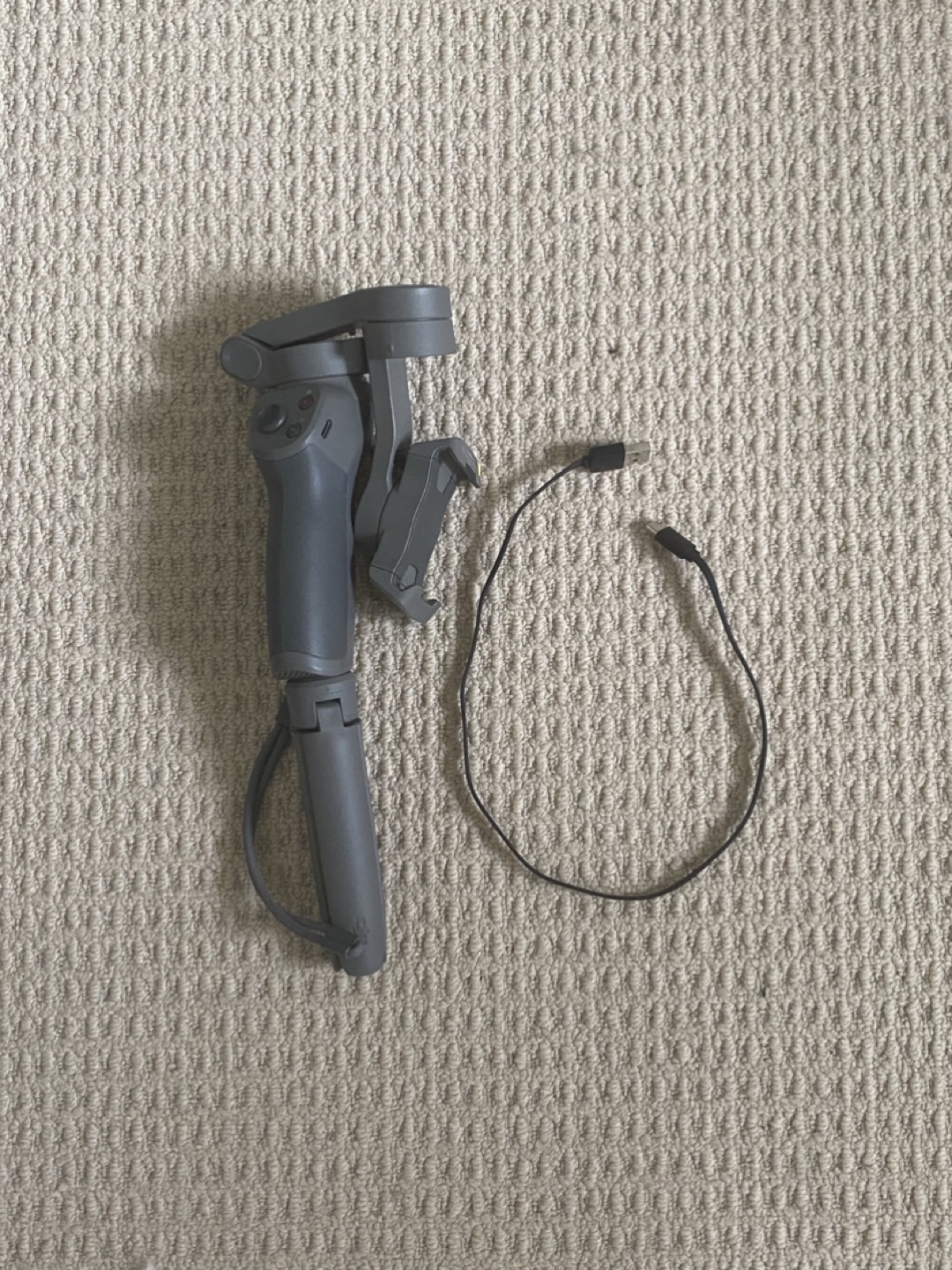 DJI Osmo Mobile 3 Gimbal Stabilizer + Charger 🧡