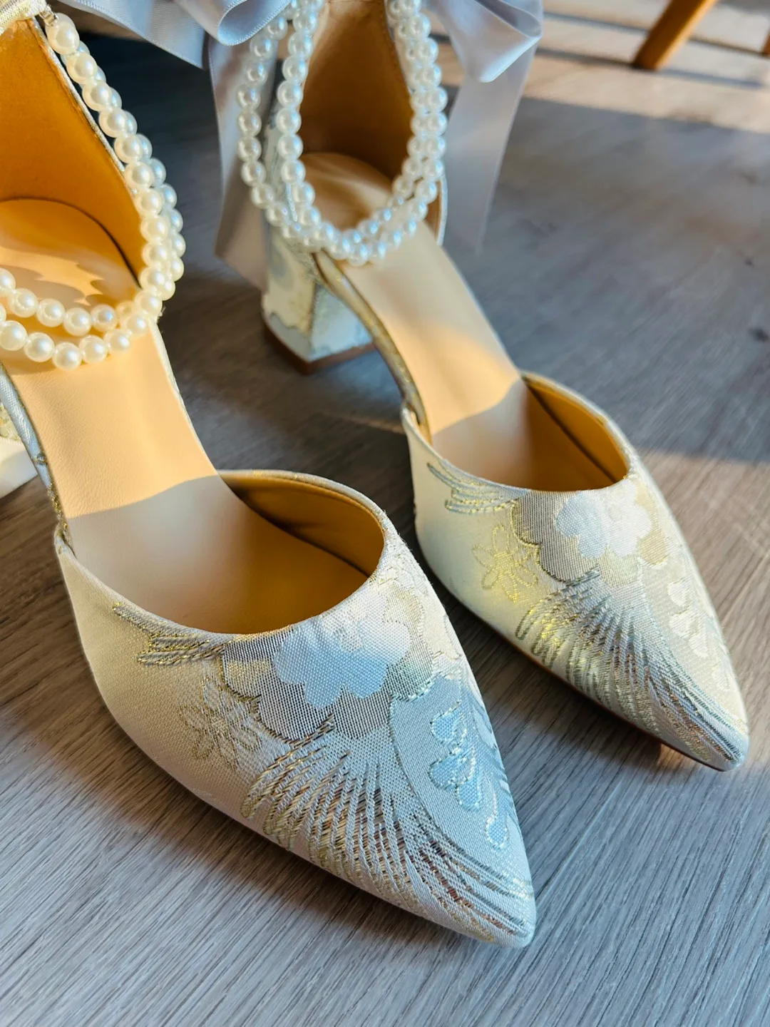 Bridgerton Floral Satin heels,Silver-6cm heel, Size 8 image indicator(2)