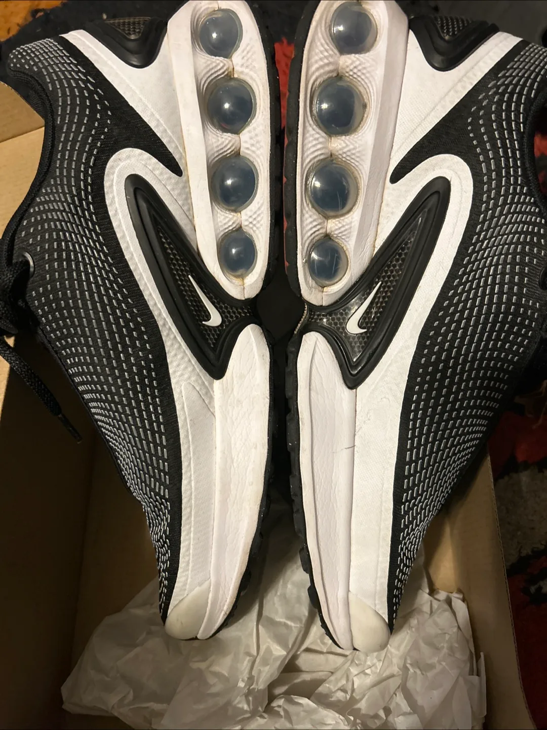 Nike Air Max Dn Black/White -preowned image indicator(4)