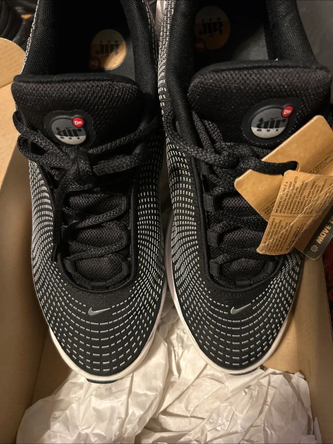 Nike Air Max Dn Black/White -preowned image indicator(2)