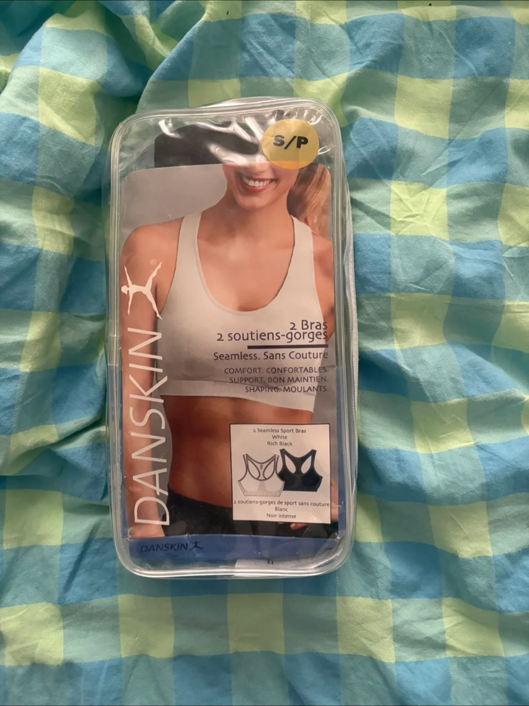 1 black bra (White bra taken out but the black is new)(FREEE) thumbnail